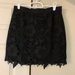 American Eagle black lace skirt
